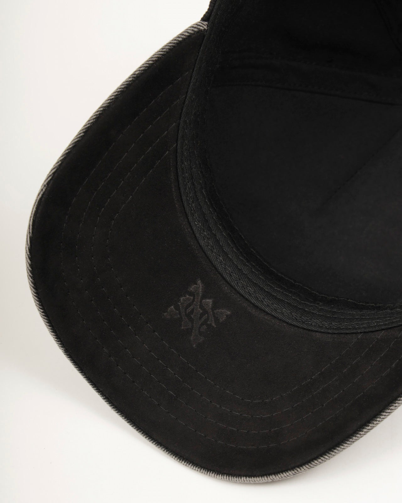 GRUNGE STAR CAP
